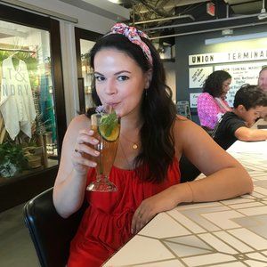 Meet your Posher, Laura